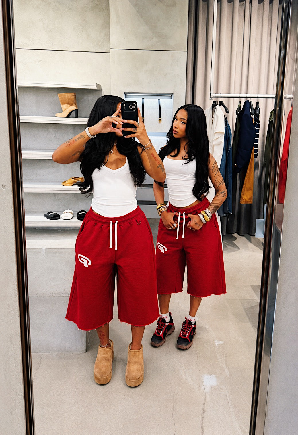 Signature P Sweatshorts (RED)
